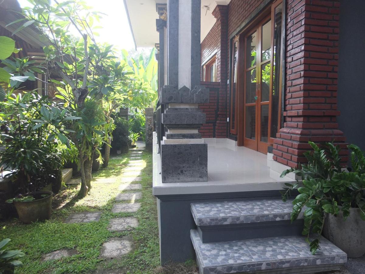 Ojek'S Homestay Ubud Esterno foto