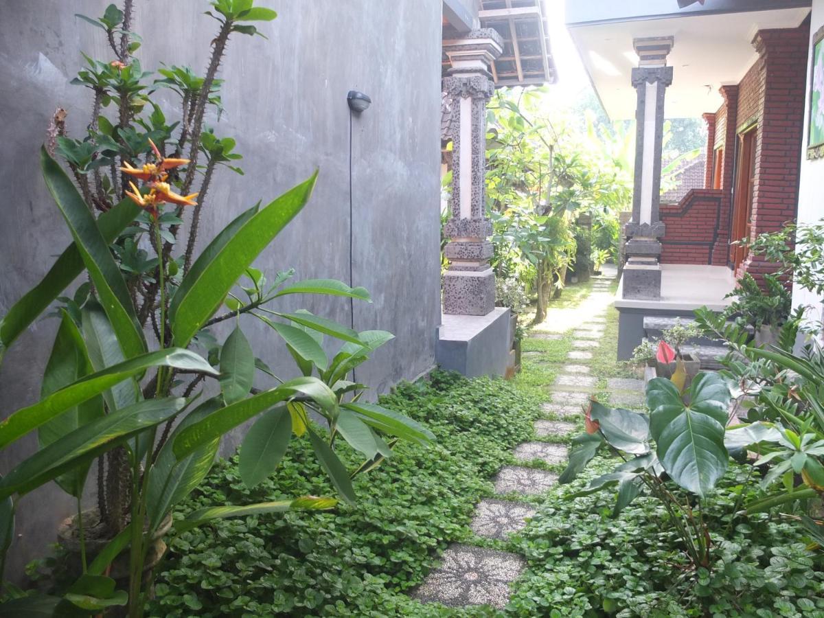 Ojek'S Homestay Ubud Esterno foto