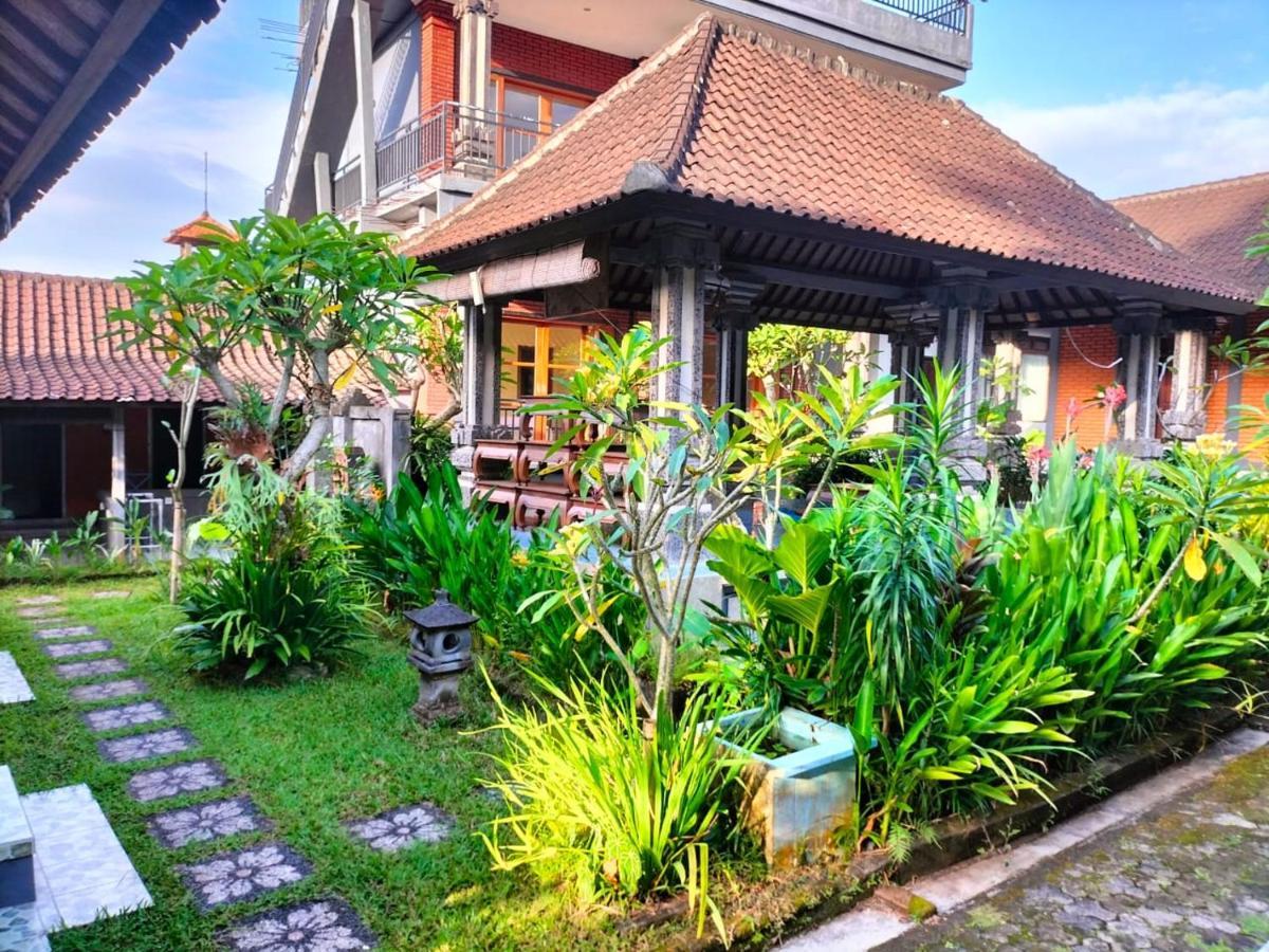 Ojek'S Homestay Ubud Esterno foto