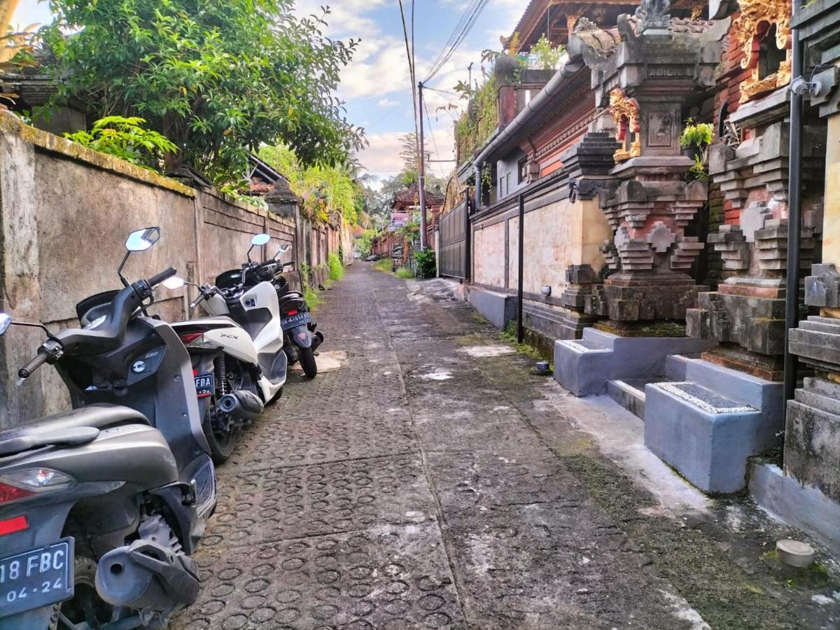 Ojek'S Homestay Ubud Esterno foto