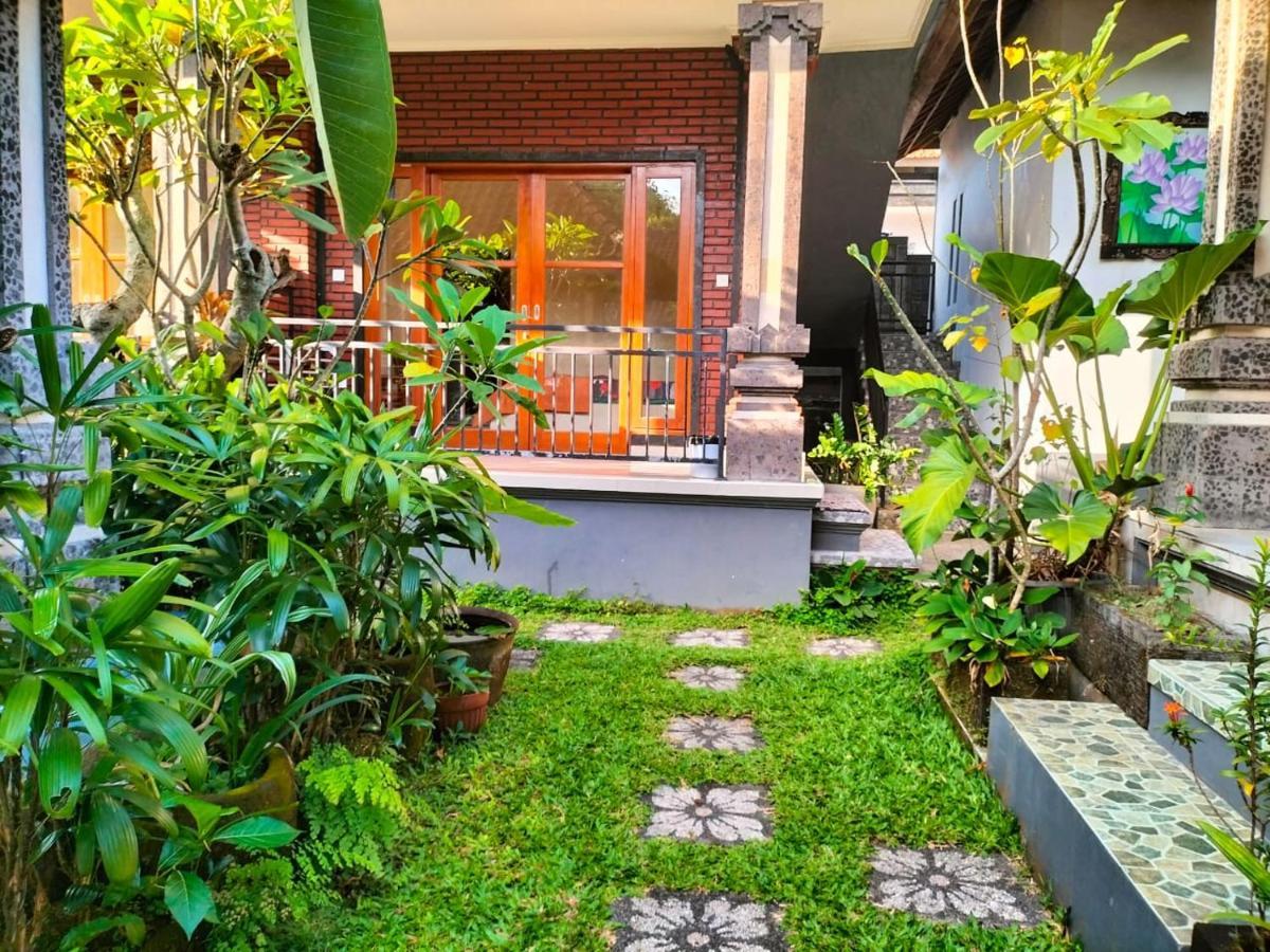 Ojek'S Homestay Ubud Esterno foto