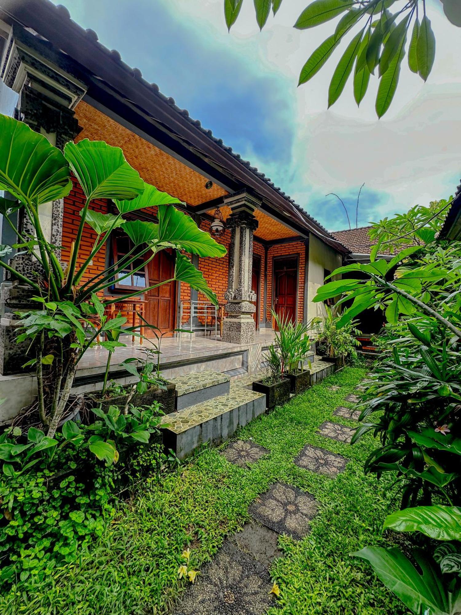 Ojek'S Homestay Ubud Esterno foto