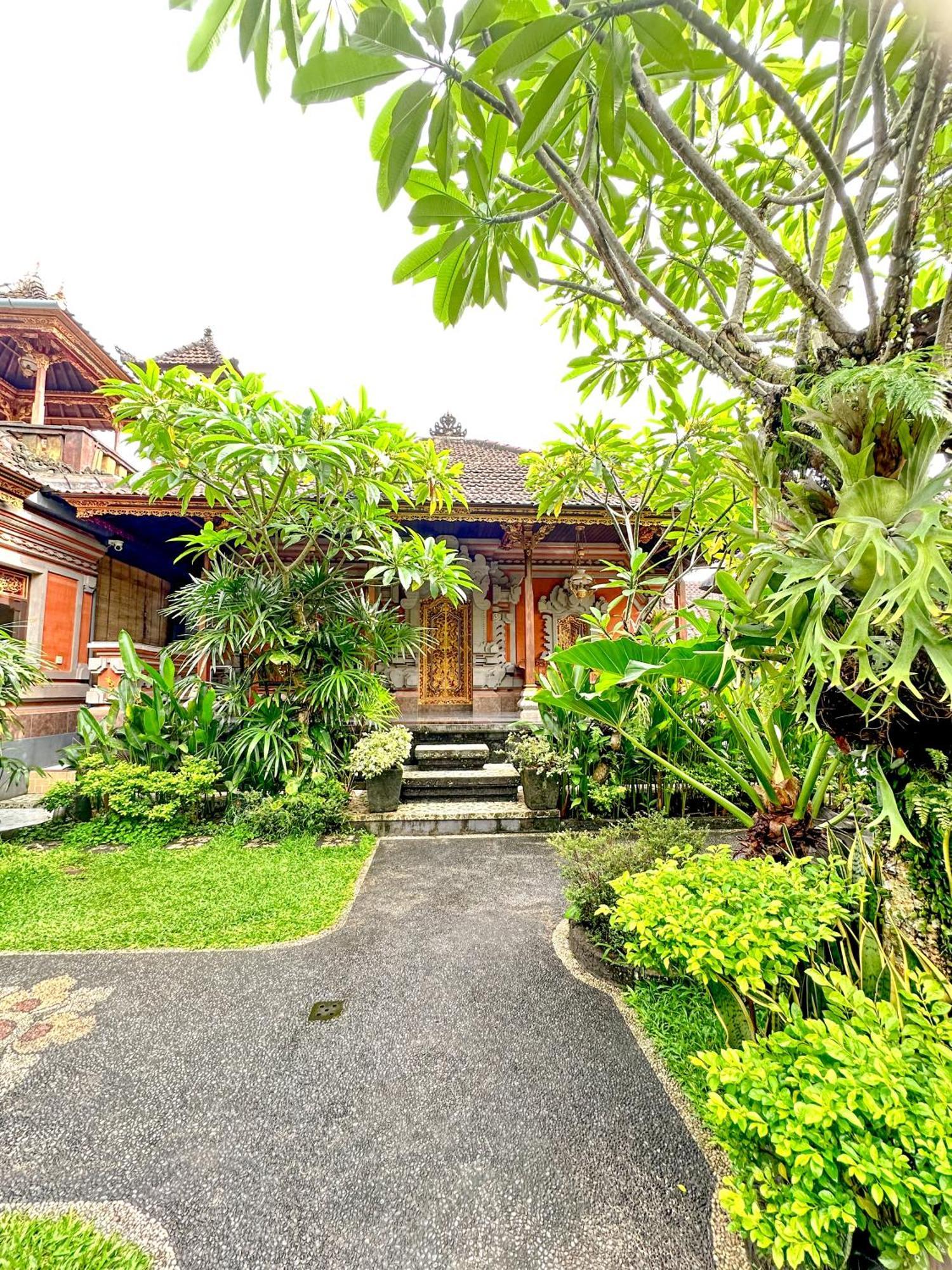 Ojek'S Homestay Ubud Esterno foto