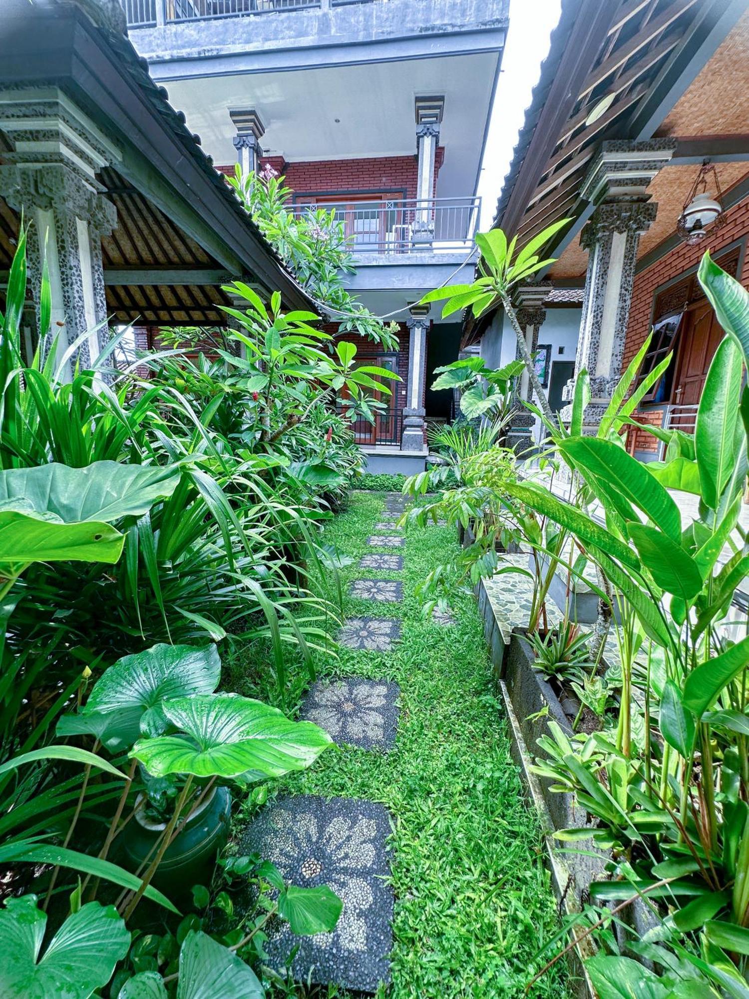 Ojek'S Homestay Ubud Esterno foto